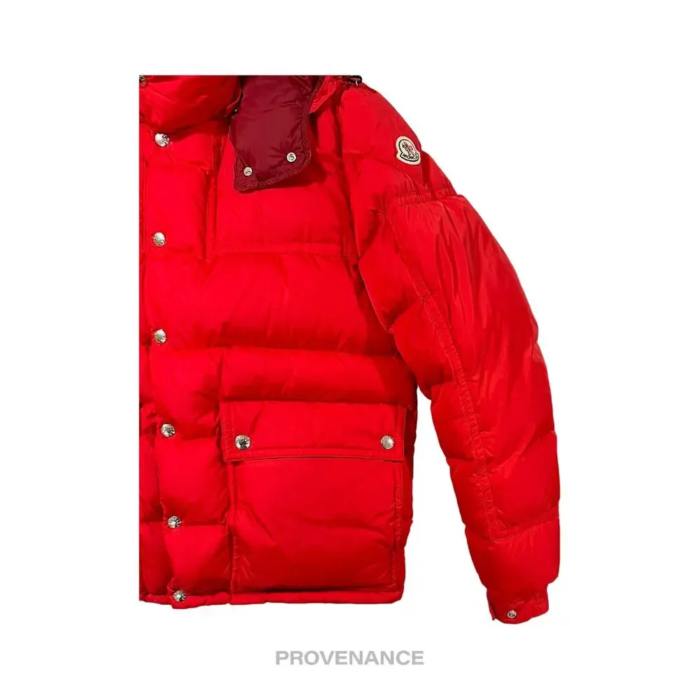 Moncler brel down